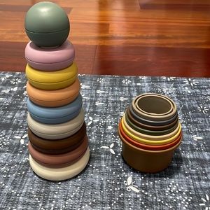 Never used Mushie Baby toys